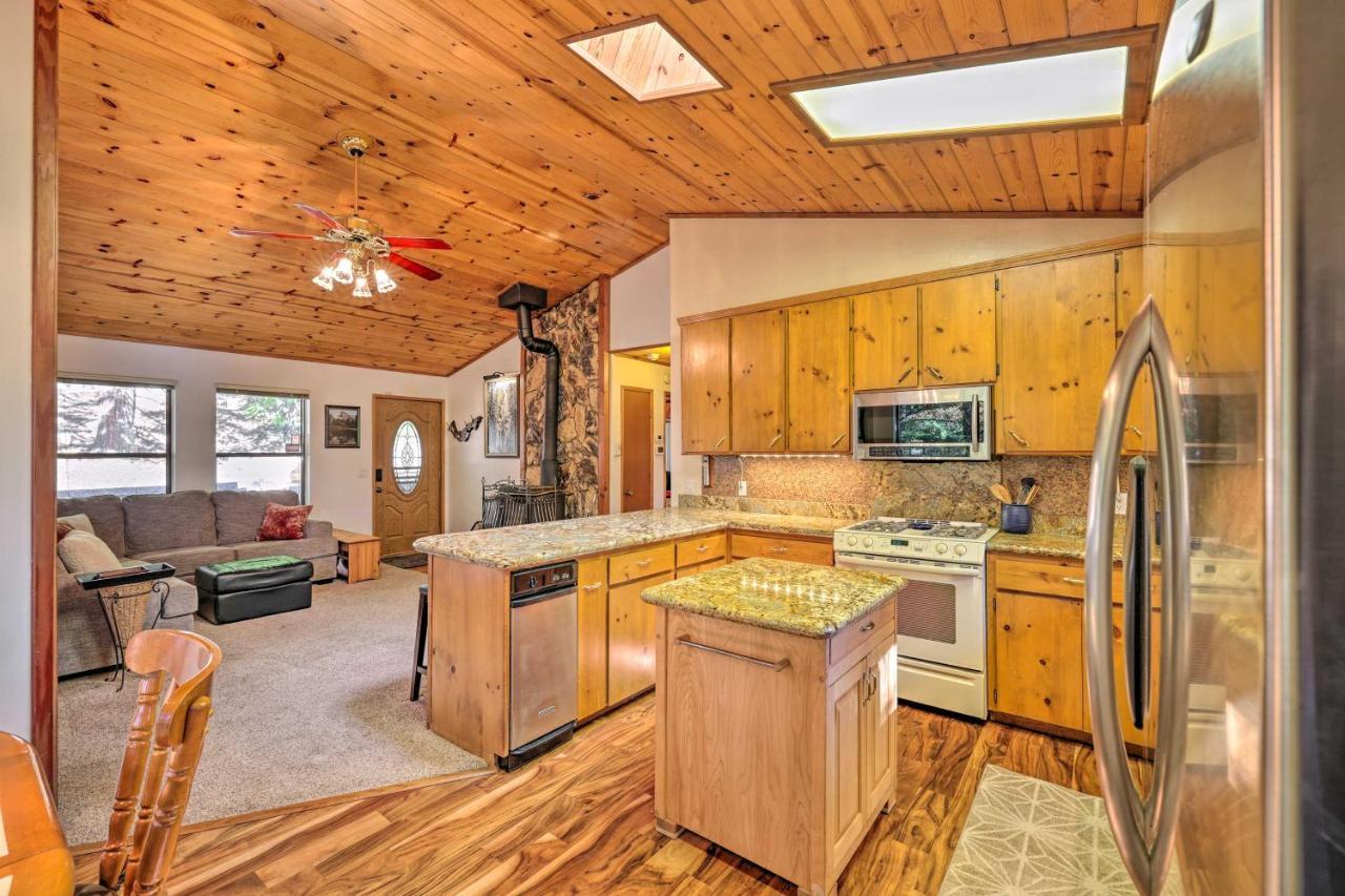 Quiet Twain Harte Cabin With Deck And Forest Views! Eksteriør bilde